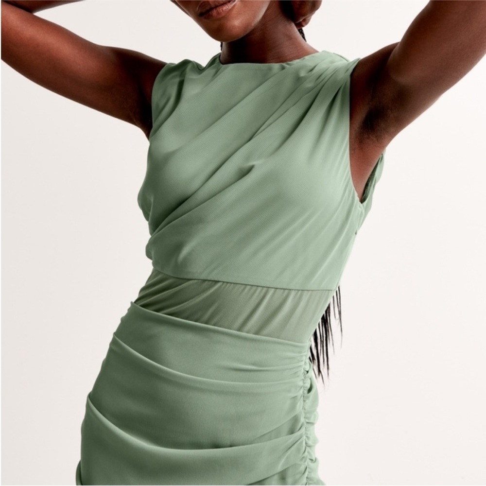 NWT Abercrombie & Fitch A&F Draped Sheer Waist Maxi Dress Green XS - Picture 4 of 8
